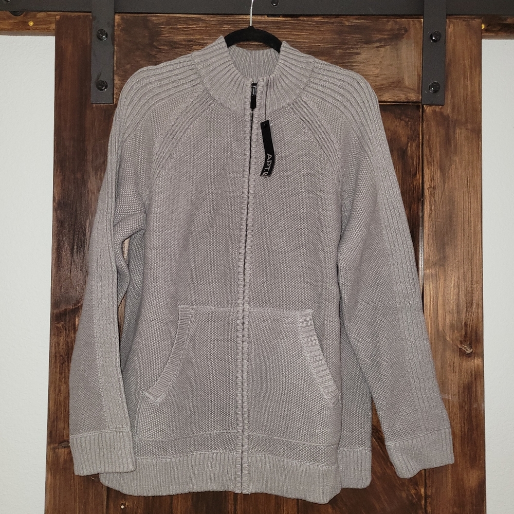 Apt 9 men's sweater size L NWT